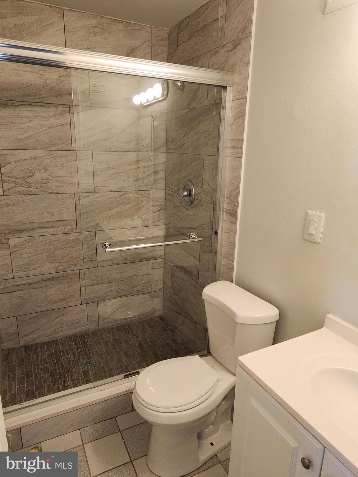 14529 Golden Oak Road Centreville, VA 20121 - Photo 19 of 21 Gallery Image 19