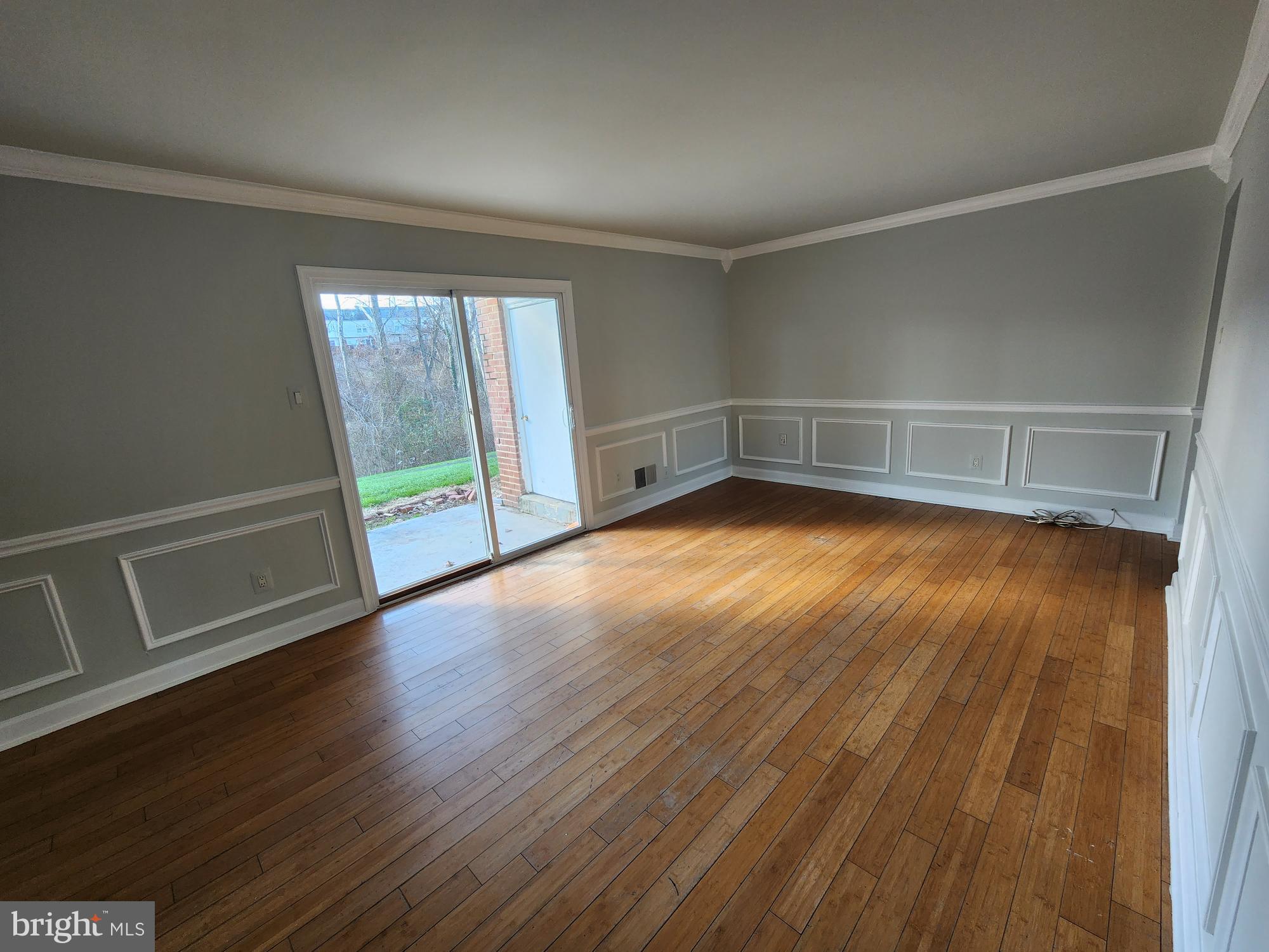 14529 Golden Oak Road Centreville, VA 20121 - Photo 8 of 21 Gallery Image 8