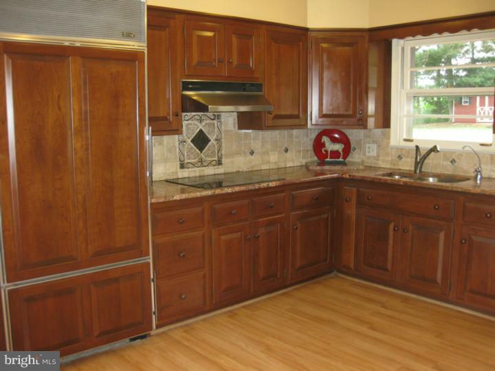 892 Spring City Road Phoenixville, PA 19460 - Photo 6 of 18 Gallery Image 6