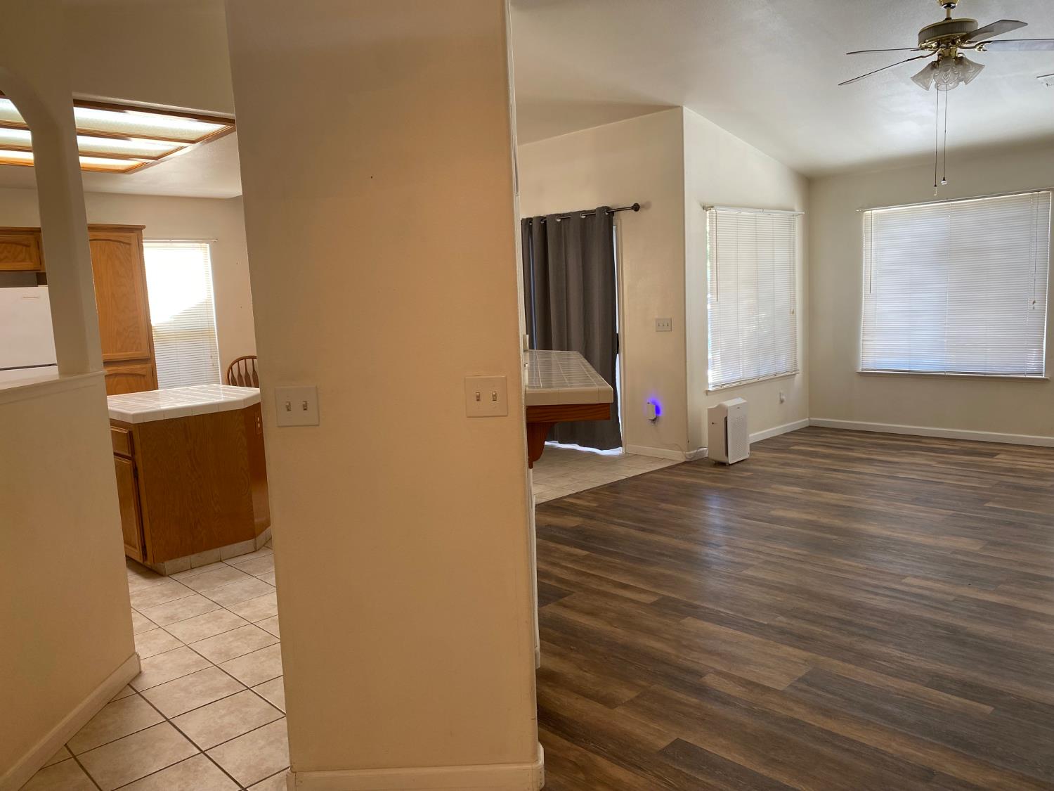609 Merlot Avenue Madera, CA 93637 - Photo 11 of 45 a view of livingroom with furniture and wooden floor