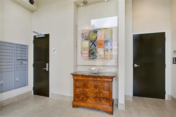 $2,195 | 833 Howard Avenue, Unit 402, New Orleans, LA 70113