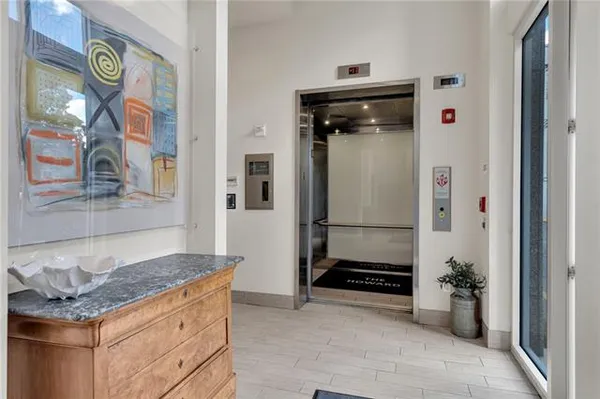 $2,195 | 833 Howard Avenue, Unit 402, New Orleans, LA 70113