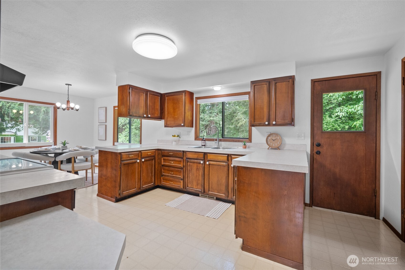 2357 Yew Street Road Bellingham, WA 98229 - Photo 12 of 40