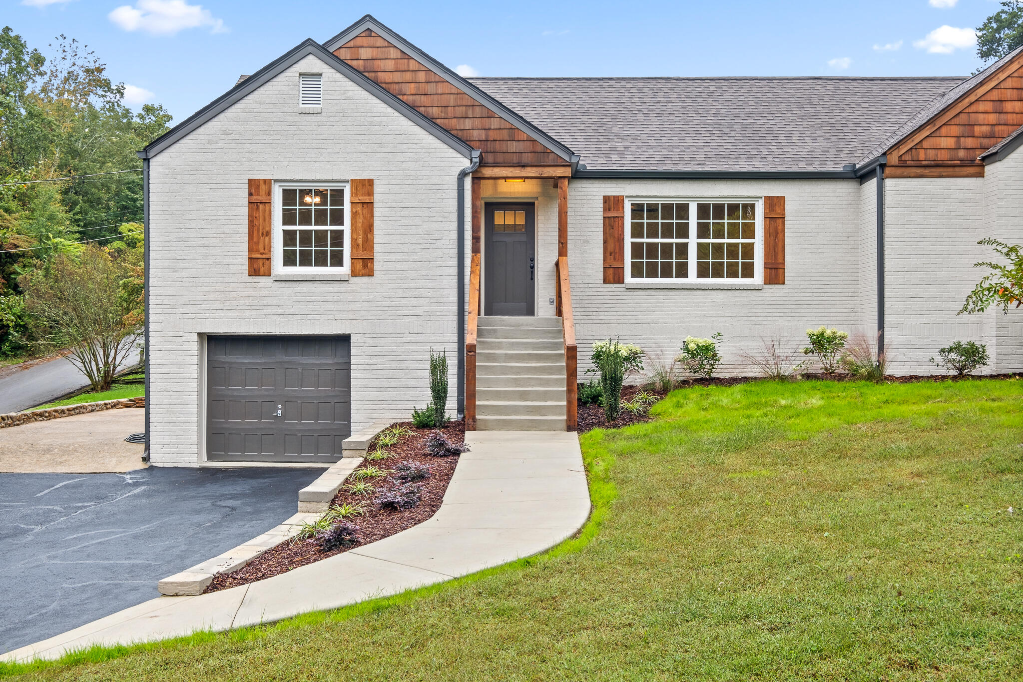1438 Williams Road Hixson, TN 37343 - Photo 1 of 37 1438 Williams Rd