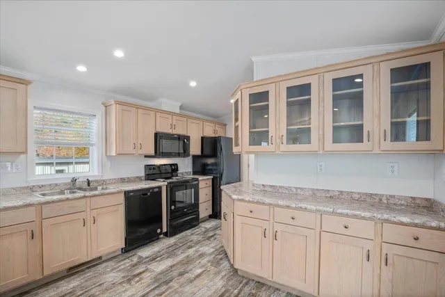 $229,000 | 843 High Street, Unit 14B, Candia, NH 03034