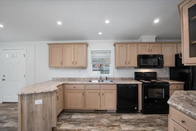 $229,000 | 843 High Street, Unit 14B, Candia, NH 03034