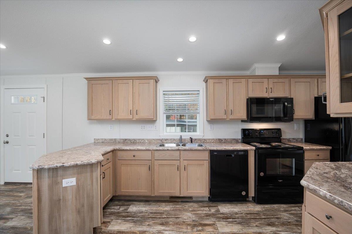 843 High Street, Unit 14B Candia, NH 03034 - Photo 18 of 26