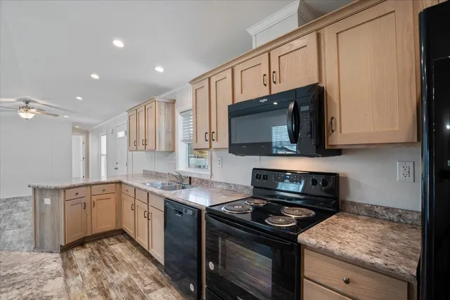 $229,000 | 843 High Street, Unit 14B, Candia, NH 03034