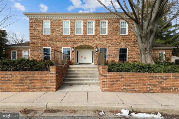 $5,250 | 11416 Empire Lane, North Bethesda, MD 20852