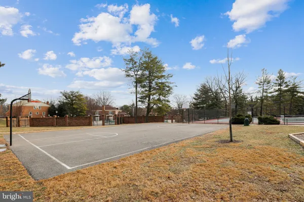 $5,250 | 11416 Empire Lane, North Bethesda, MD 20852