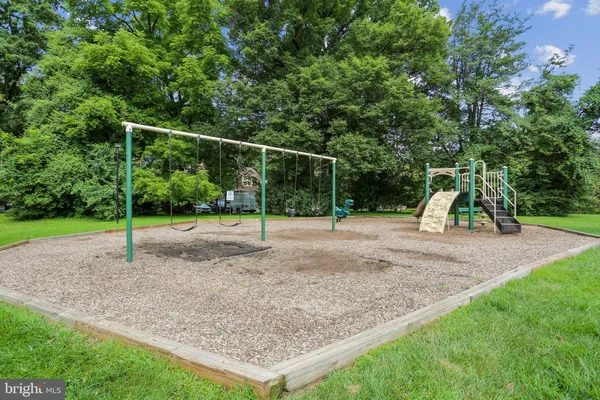 $5,250 | 11416 Empire Lane, North Bethesda, MD 20852