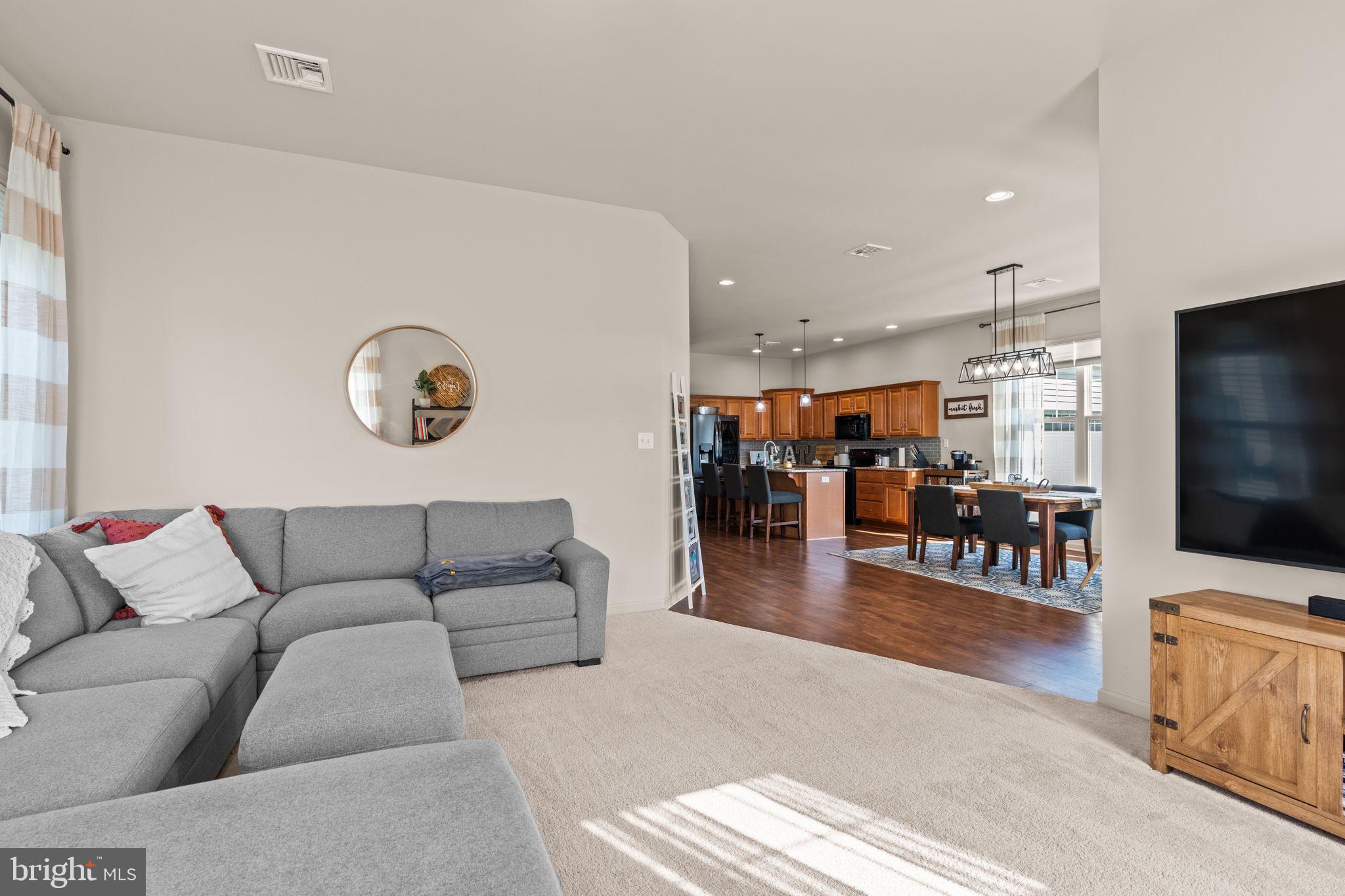 6059 Station Cir Road Harrisburg, PA 17111 - Photo 6 of 26