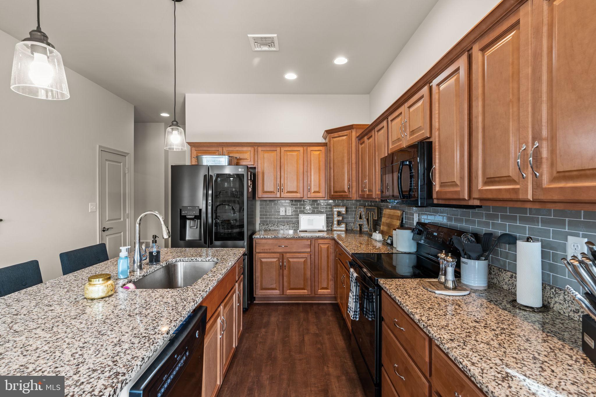 6059 Station Cir Road Harrisburg, PA 17111 - Photo 10 of 26