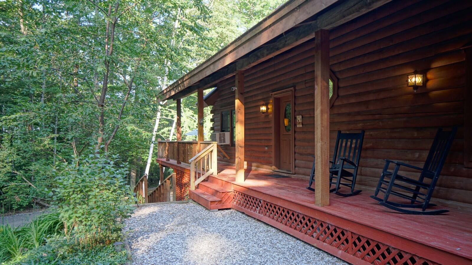 5 Cresthaven Road Windham, ME 04062 - Photo 4 of 56 Large Farmer's Porch