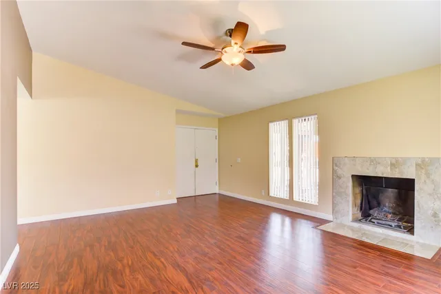 $2,200 | 5221 Percheron Street, Las Vegas, NV 89119