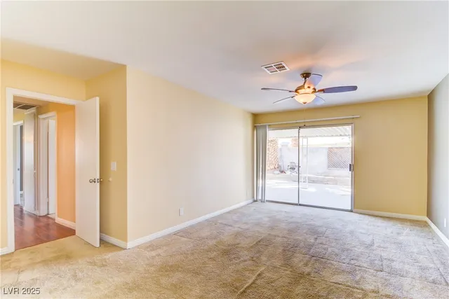 $2,200 | 5221 Percheron Street, Las Vegas, NV 89119