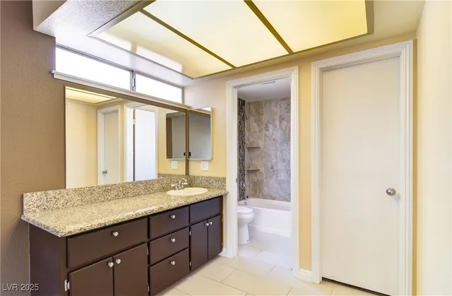 $2,200 | 5221 Percheron Street, Las Vegas, NV 89119