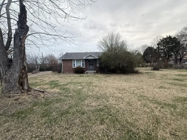 $180,000 | 4425 Trough Springs Road, Adams, TN 37010