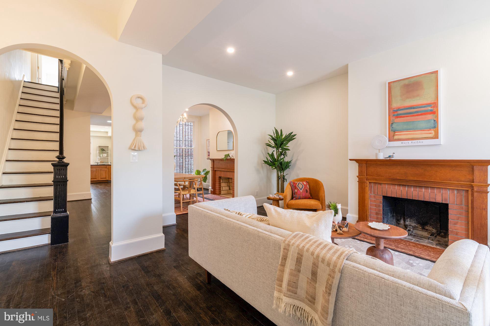 320 12th Street Southeast Washington, DC 20003 - Photo 2 of 20 Lovely architectural details