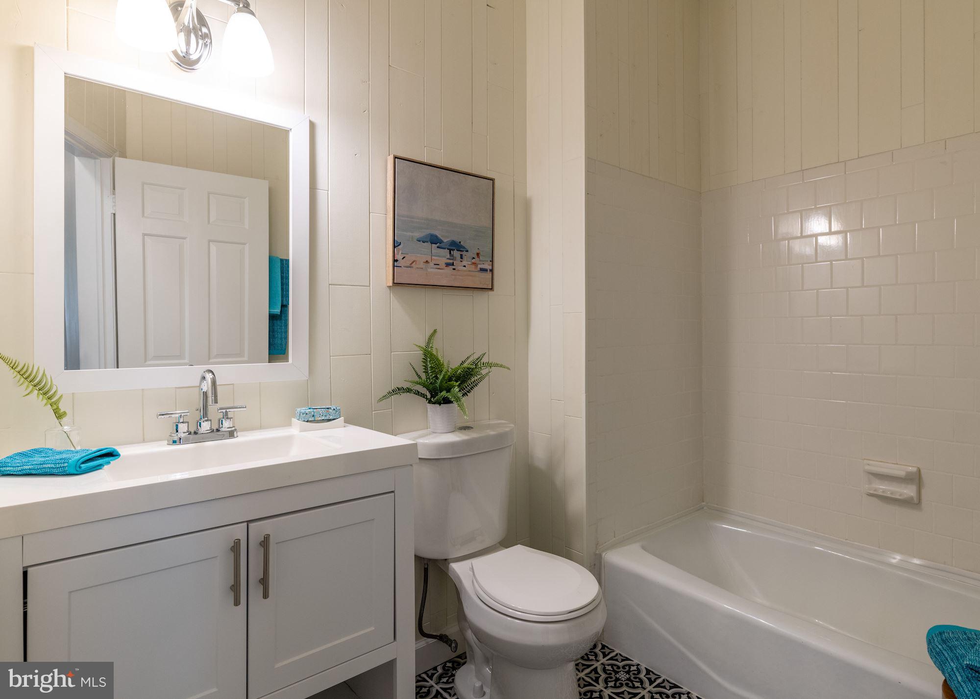 320 12th Street Southeast Washington, DC 20003 - Photo 14 of 20 Owner's suite