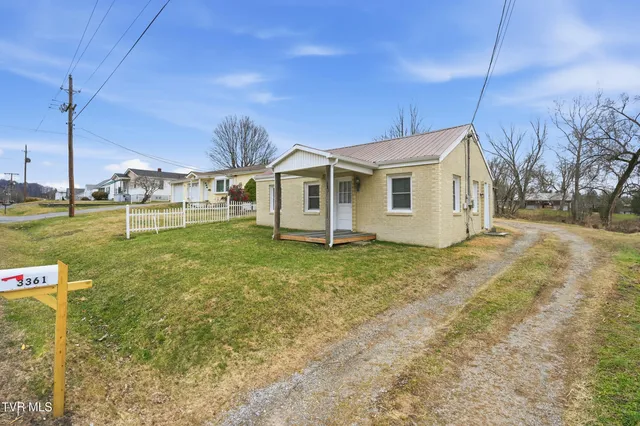 $1,395 | 3361 Bloomingdale Road, Unit 19, Kingsport, TN 37660