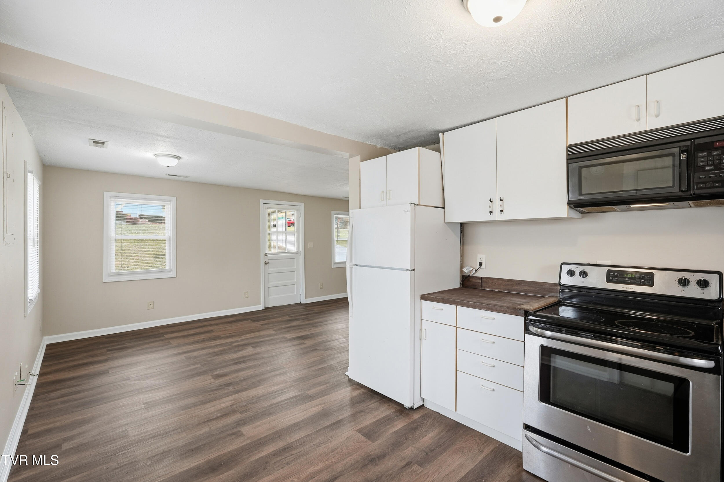 3361 Bloomingdale Road, Unit 19 Kingsport, TN 37660 - Photo 13 of 18 13_3361 bloomingdale rd-17