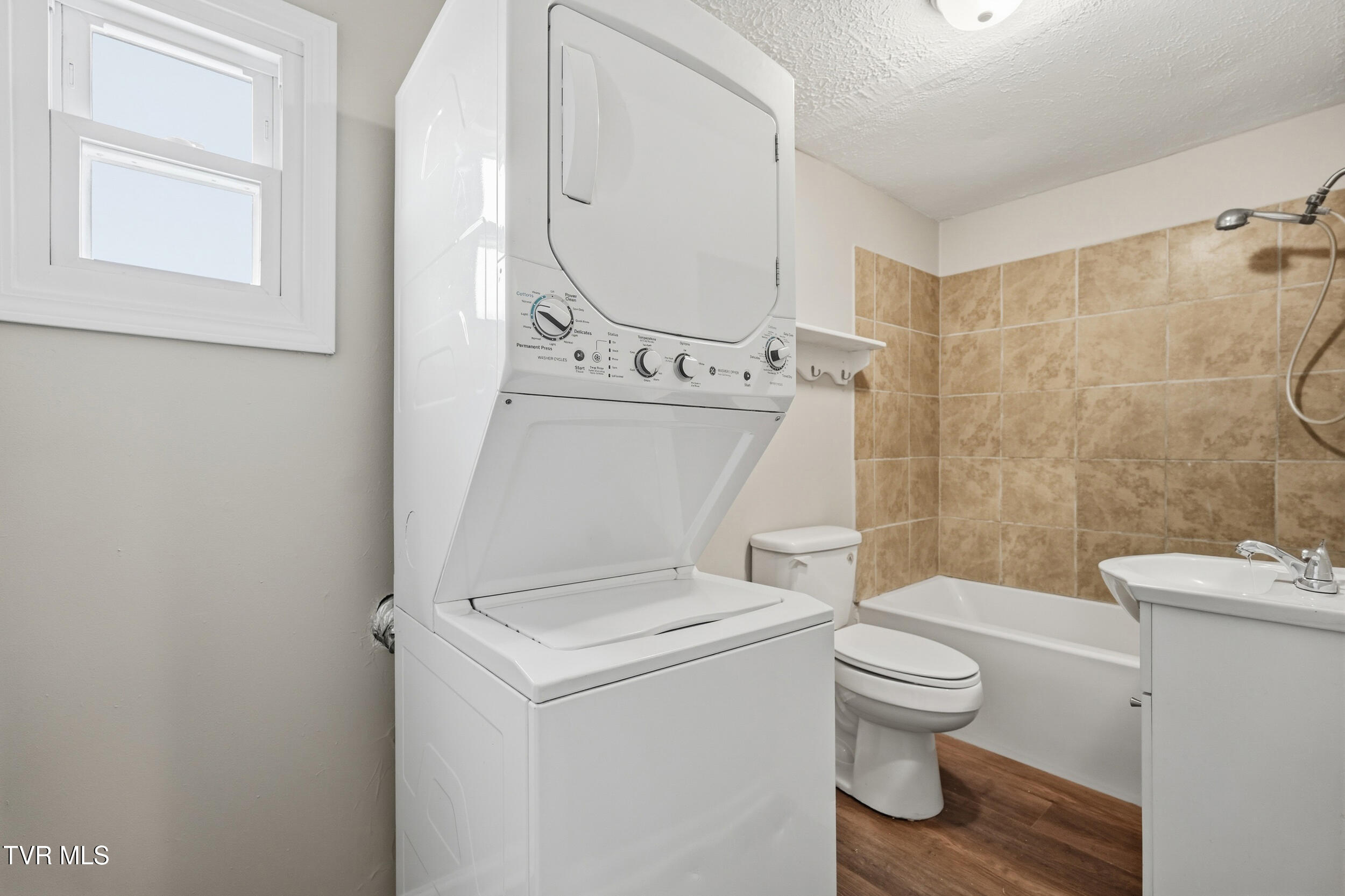 3361 Bloomingdale Road, Unit 19 Kingsport, TN 37660 - Photo 16 of 18 16_3361 bloomingdale rd-20