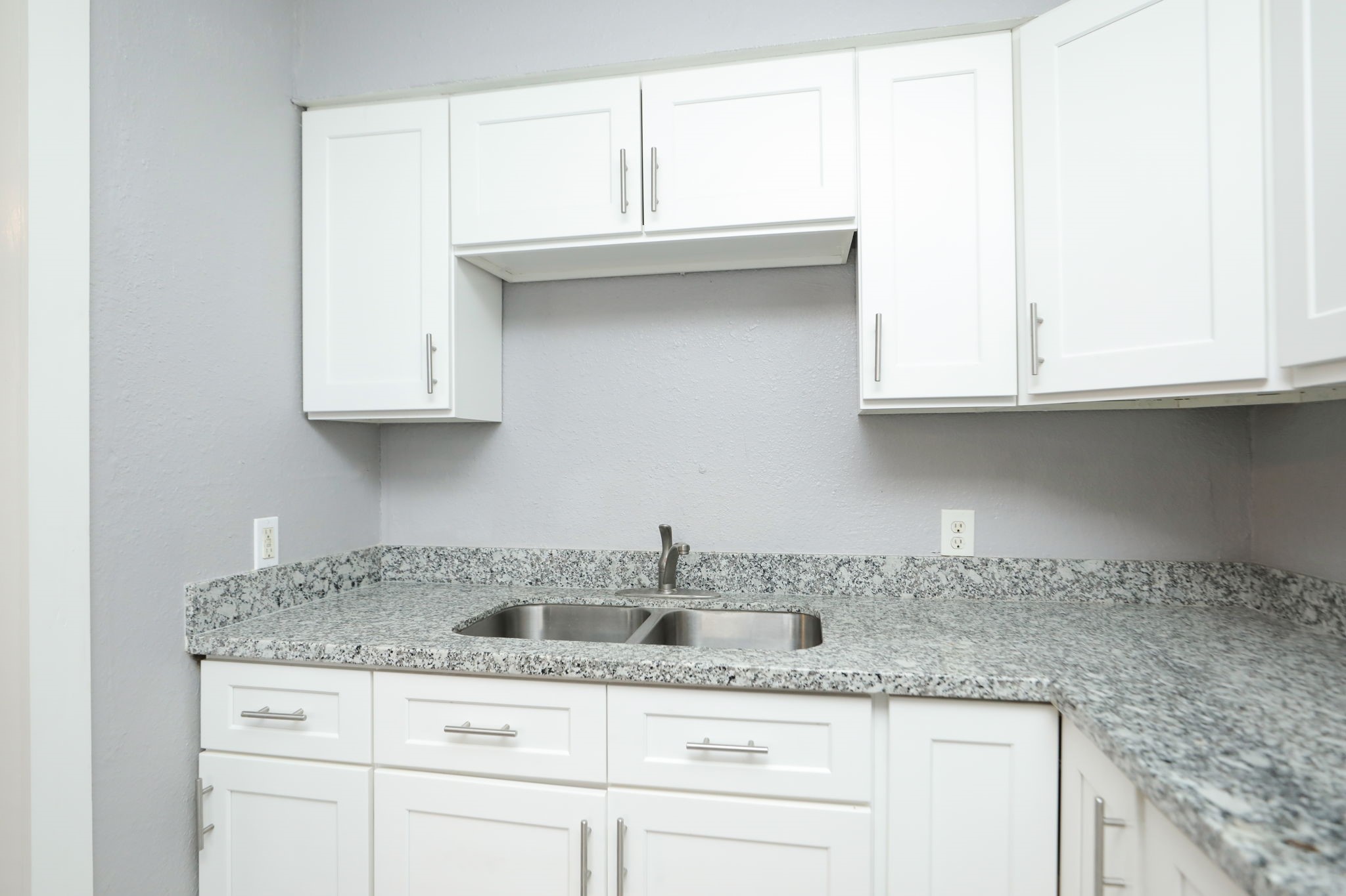 8127 Colonial Lane, Unit 2 Houston, TX 77051 - Photo 9 of 26