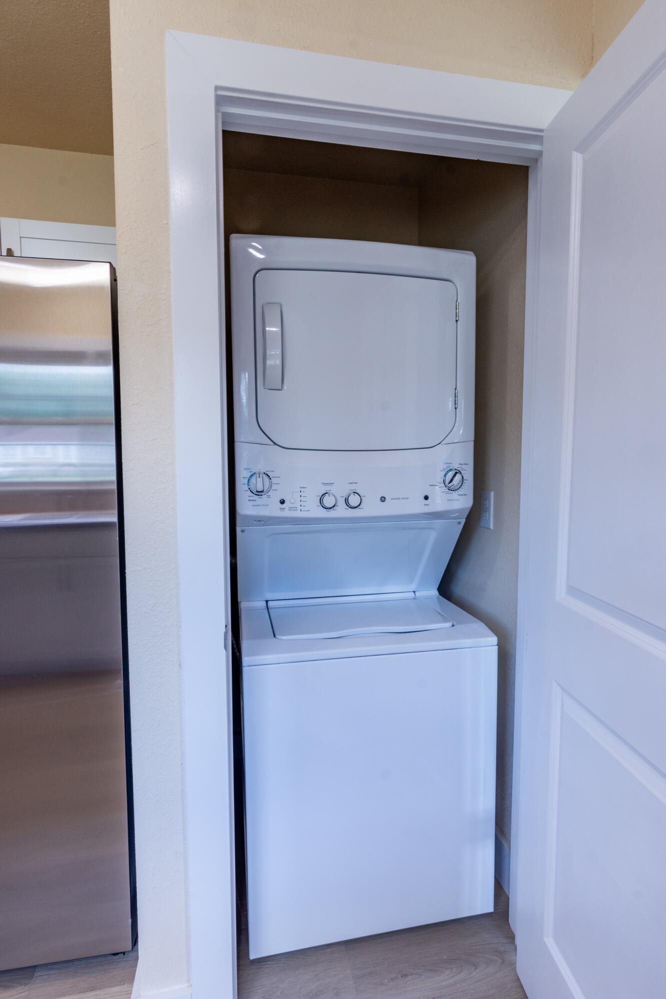 436 Page Road Rossville, GA 30741 - Photo 15 of 63 436 Page Rd- washer and dryer 2