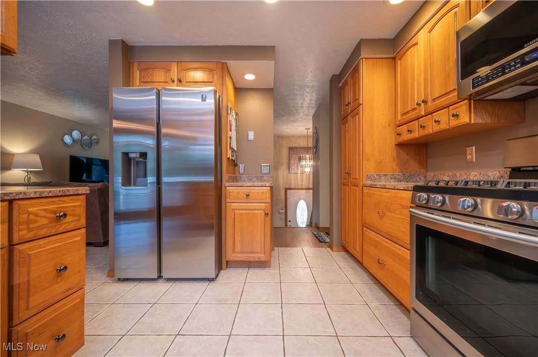 7707 Raglan Drive Northeast Warren, OH 44484 - Photo 12 of 41 Gallery Image 12