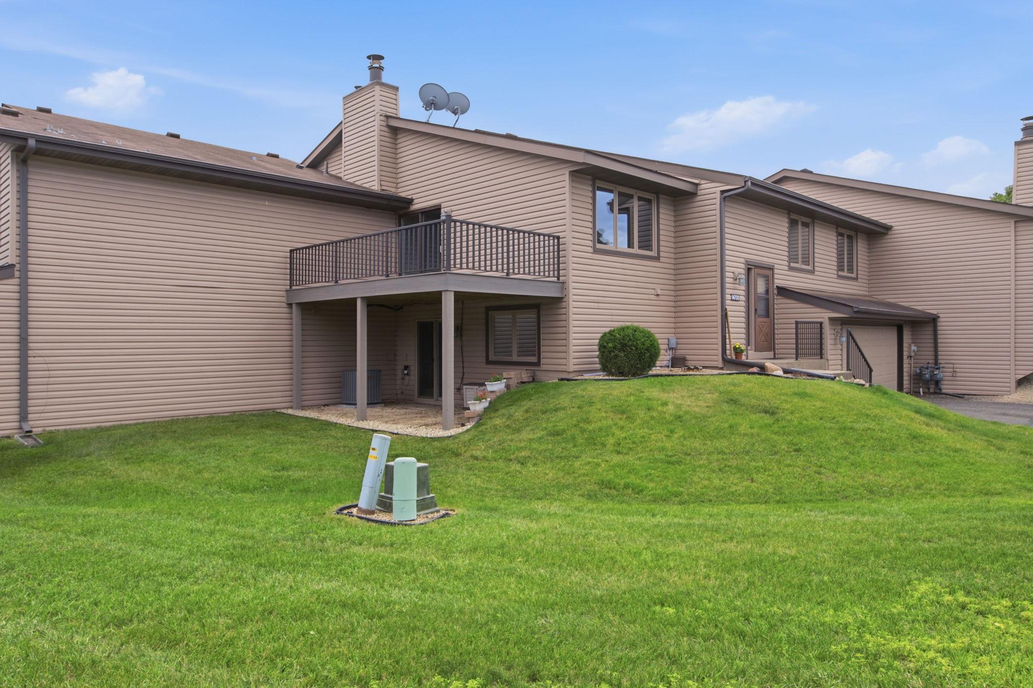 14700 Embry Path Apple Valley, MN 55124 - Photo 27 of 33