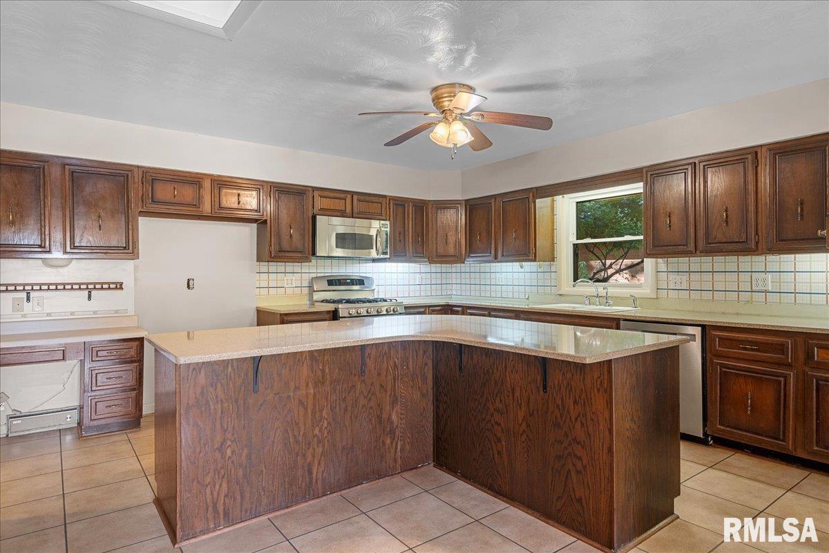 900 West Lake Shore Drive Springfield, IL 62712 - Photo 18 of 68