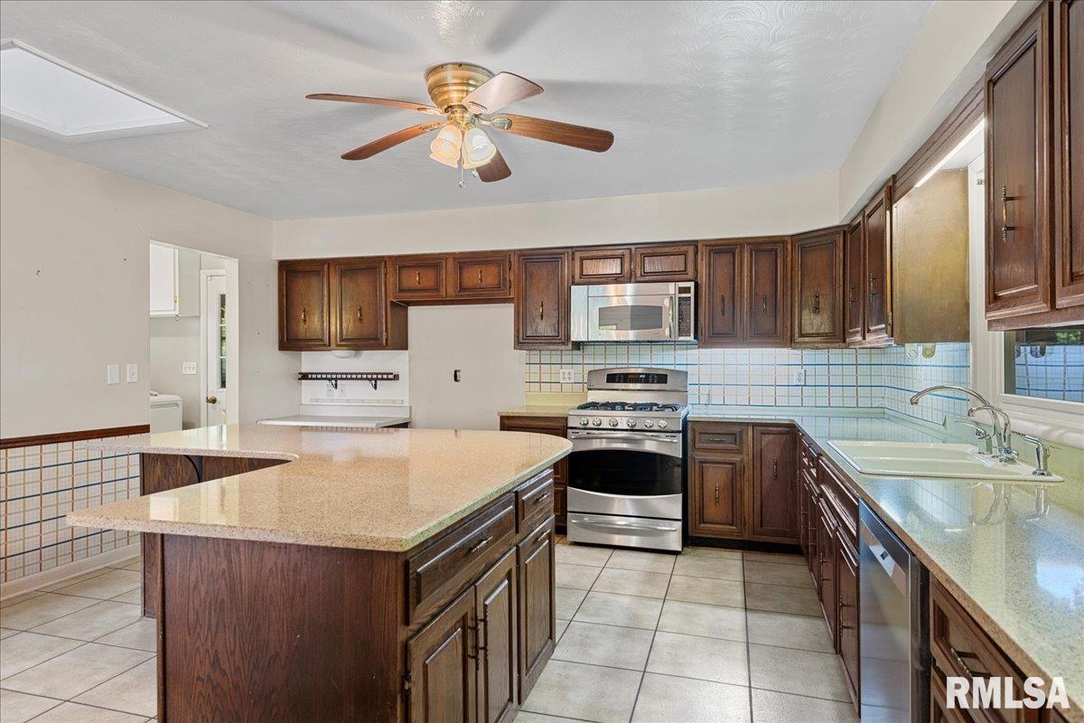 900 West Lake Shore Drive Springfield, IL 62712 - Photo 19 of 68