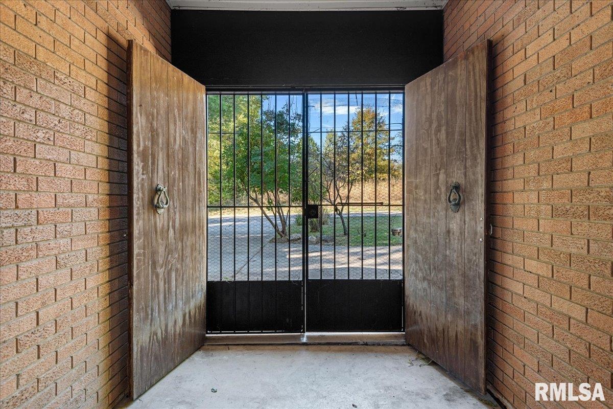 900 West Lake Shore Drive Springfield, IL 62712 - Photo 6 of 68