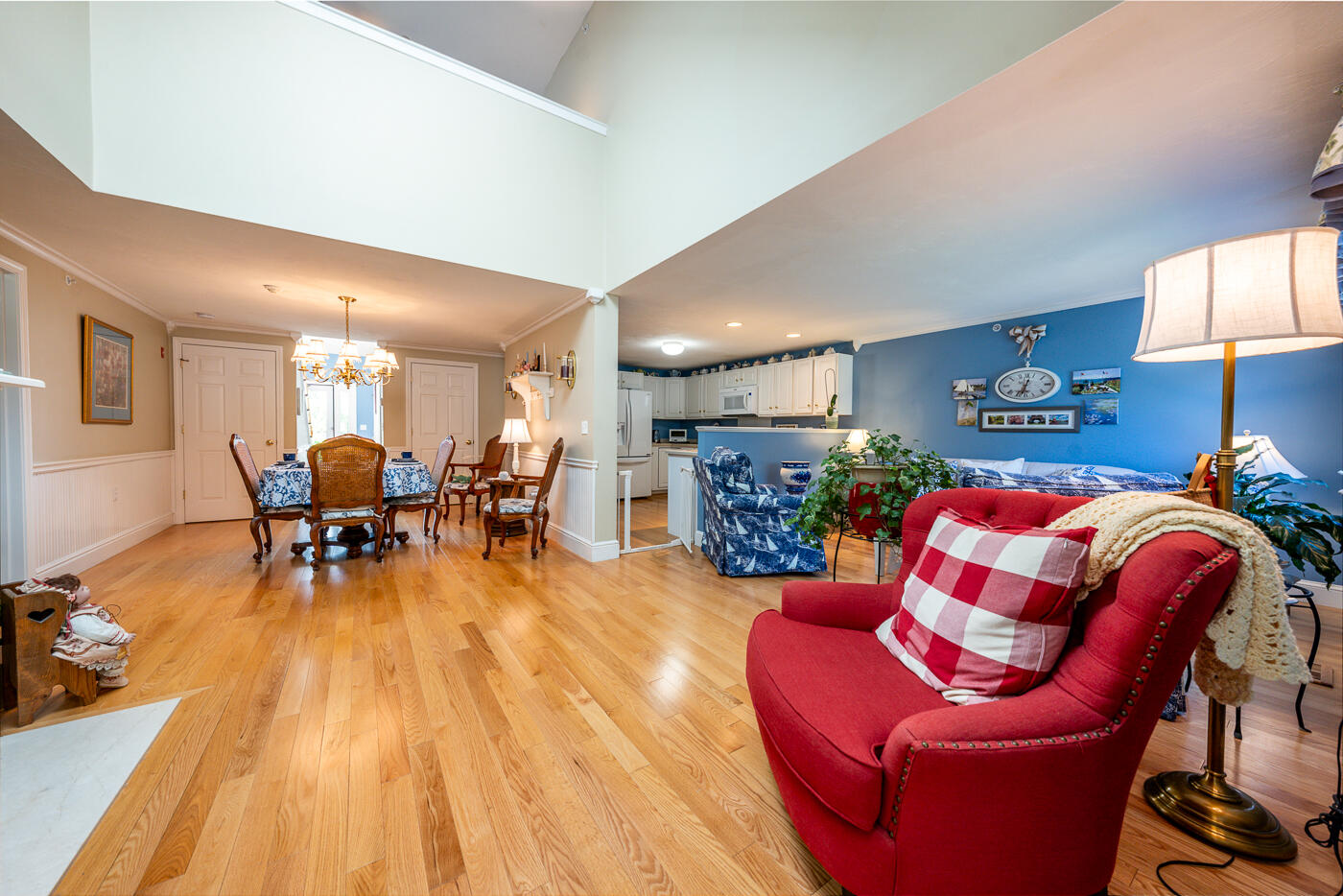 4 Classic Circle Mashpee, MA 02649 - Photo 13 of 32 Main floor