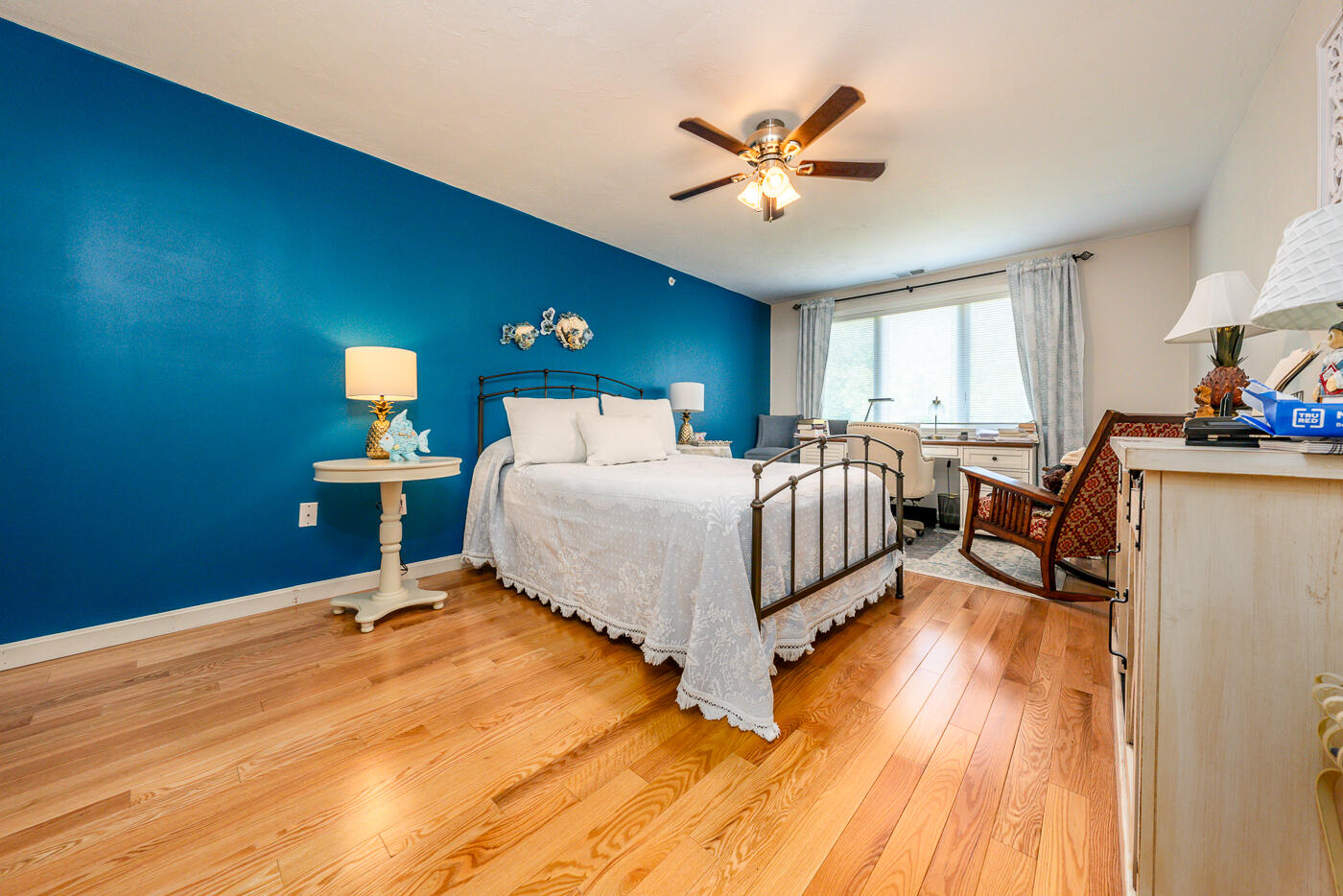 4 Classic Circle Mashpee, MA 02649 - Photo 20 of 32 Second bedroom suite