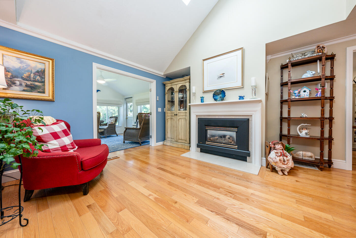 4 Classic Circle Mashpee, MA 02649 - Photo 6 of 32 Living room w/ gas fireplace