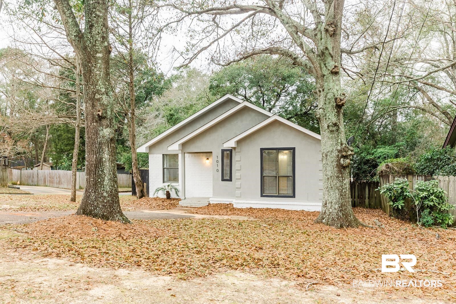1010 McCay Avenue Mobile, AL 36609 - Photo 2 of 42