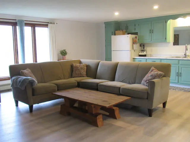 $299,000 | 812 Brown Farm Road, Lyndon, VT 05851