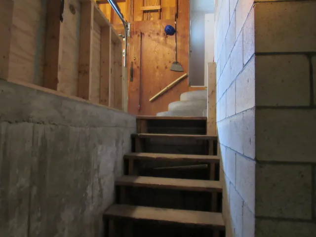 $299,000 | 812 Brown Farm Road, Lyndon, VT 05851