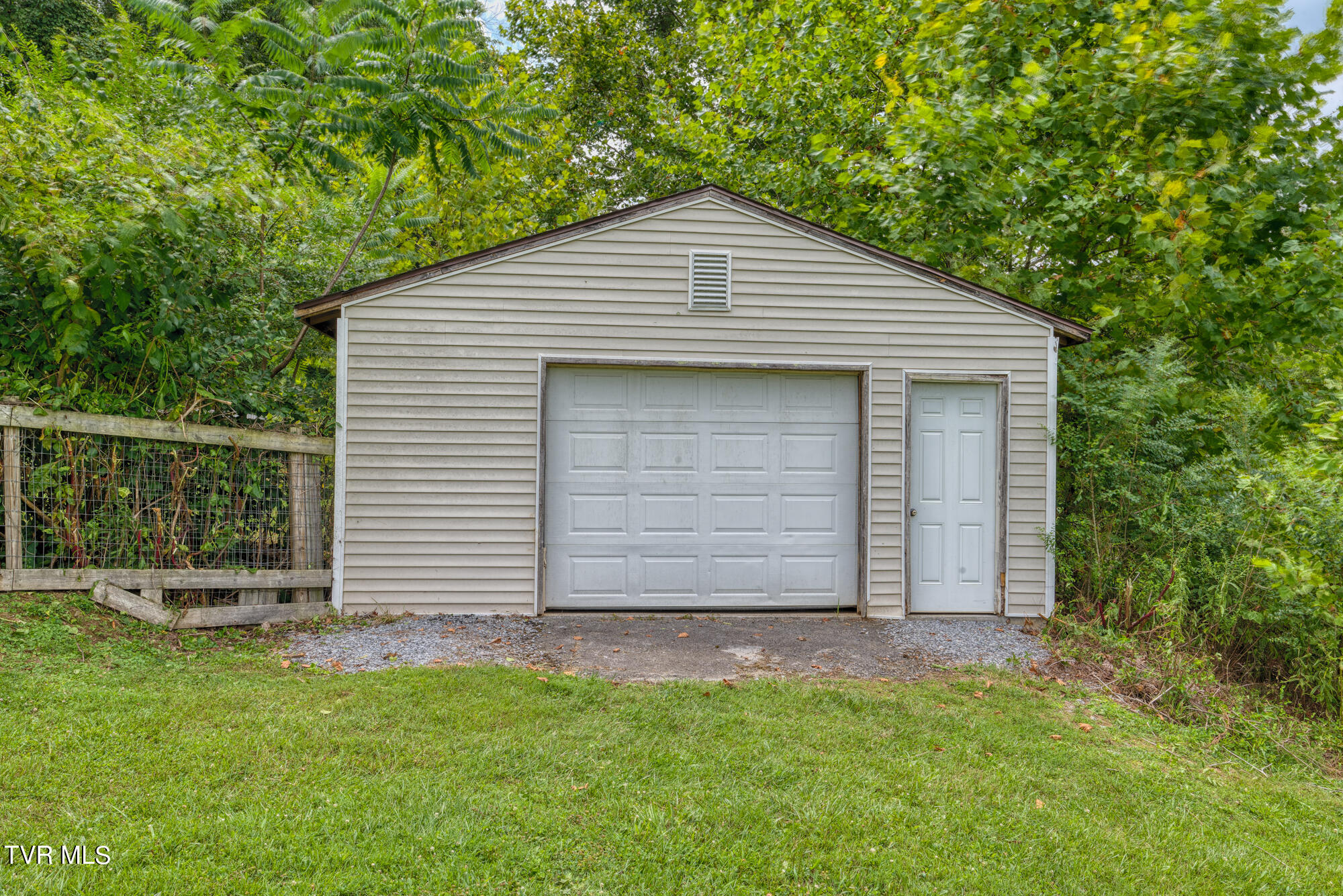 2800 Watauga Road Johnson City, TN 37601 - Photo 31 of 43 DSC_1684-NEF_9 copy