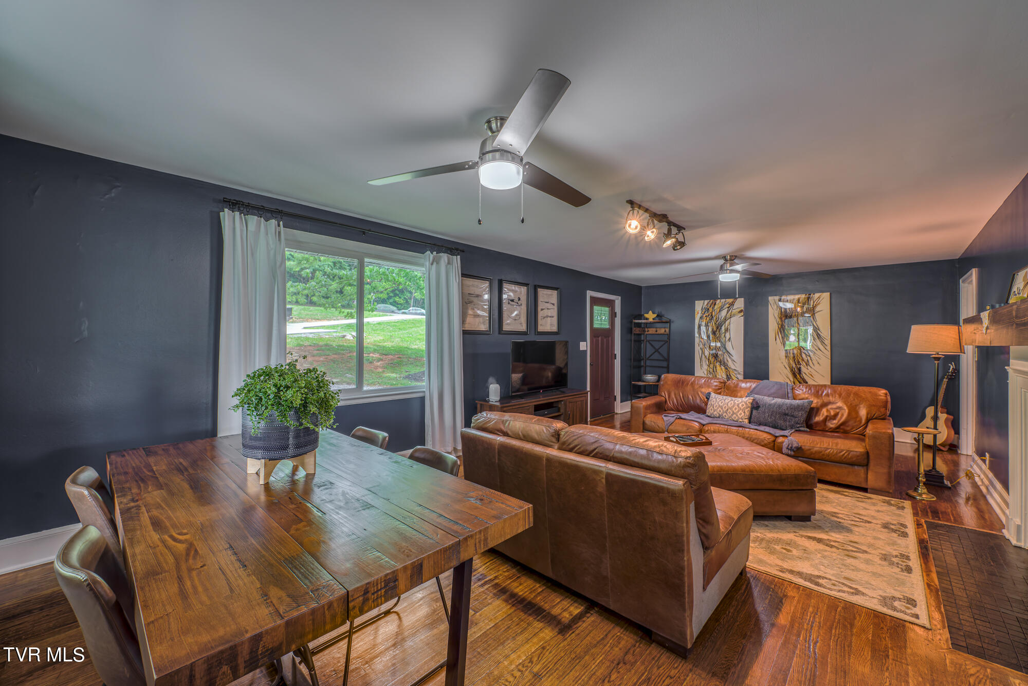 2800 Watauga Road Johnson City, TN 37601 - Photo 6 of 43 DSC_1761-NEF_25 copy
