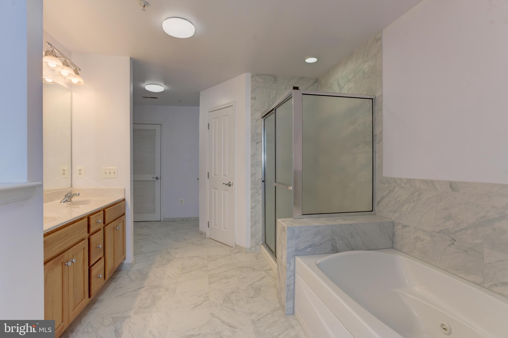 837 Ramsay Street Baltimore, MD 21230 - Photo 32 of 48 master bath