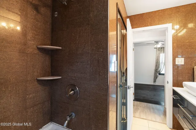 $275,000 | 1420 Western Avenue, Guilderland, NY 12203