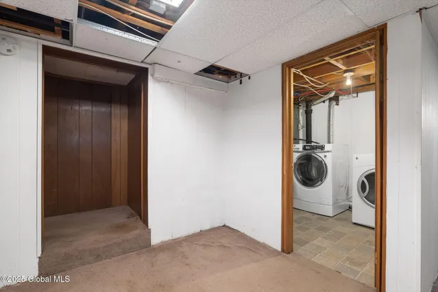 $275,000 | 1420 Western Avenue, Guilderland, NY 12203