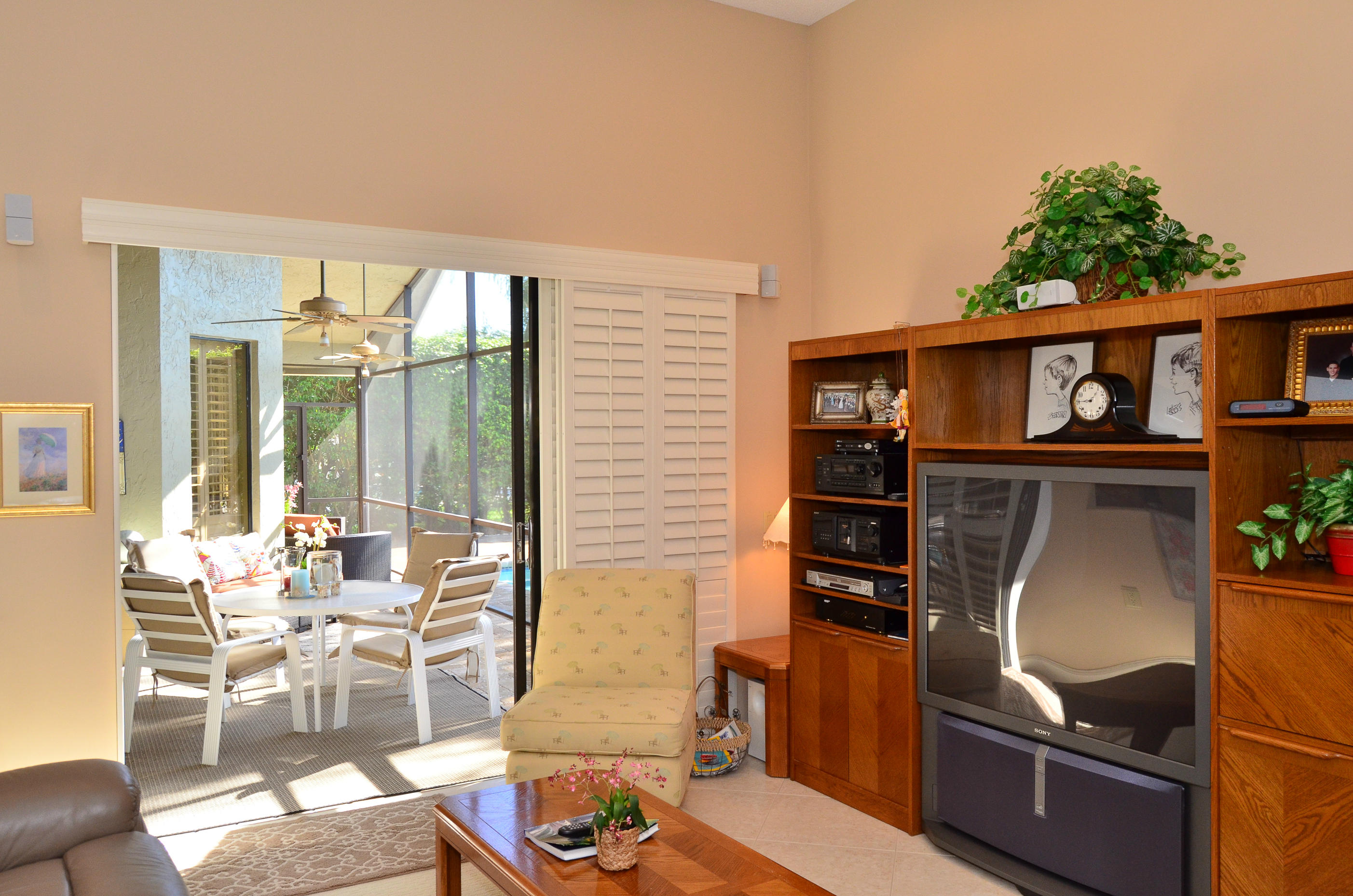 2310 Northwest 67th Street Boca Raton, FL 33496 - Photo 11 of 20 U9XWPX_still_fr