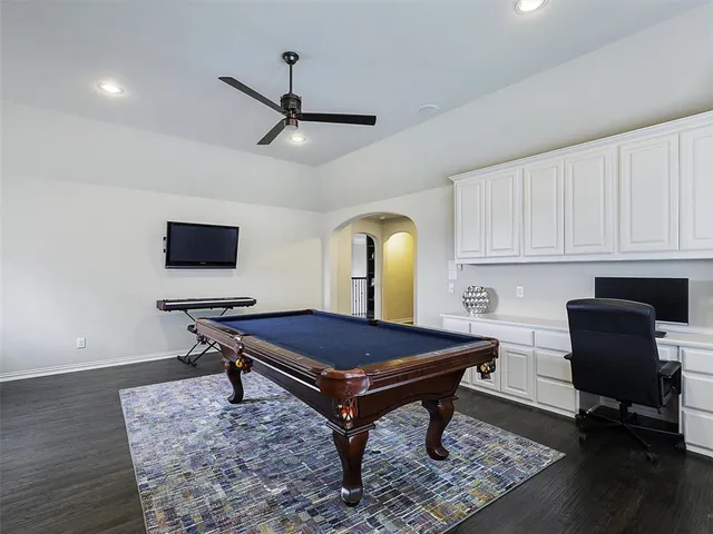 a view of a workspace with furniture