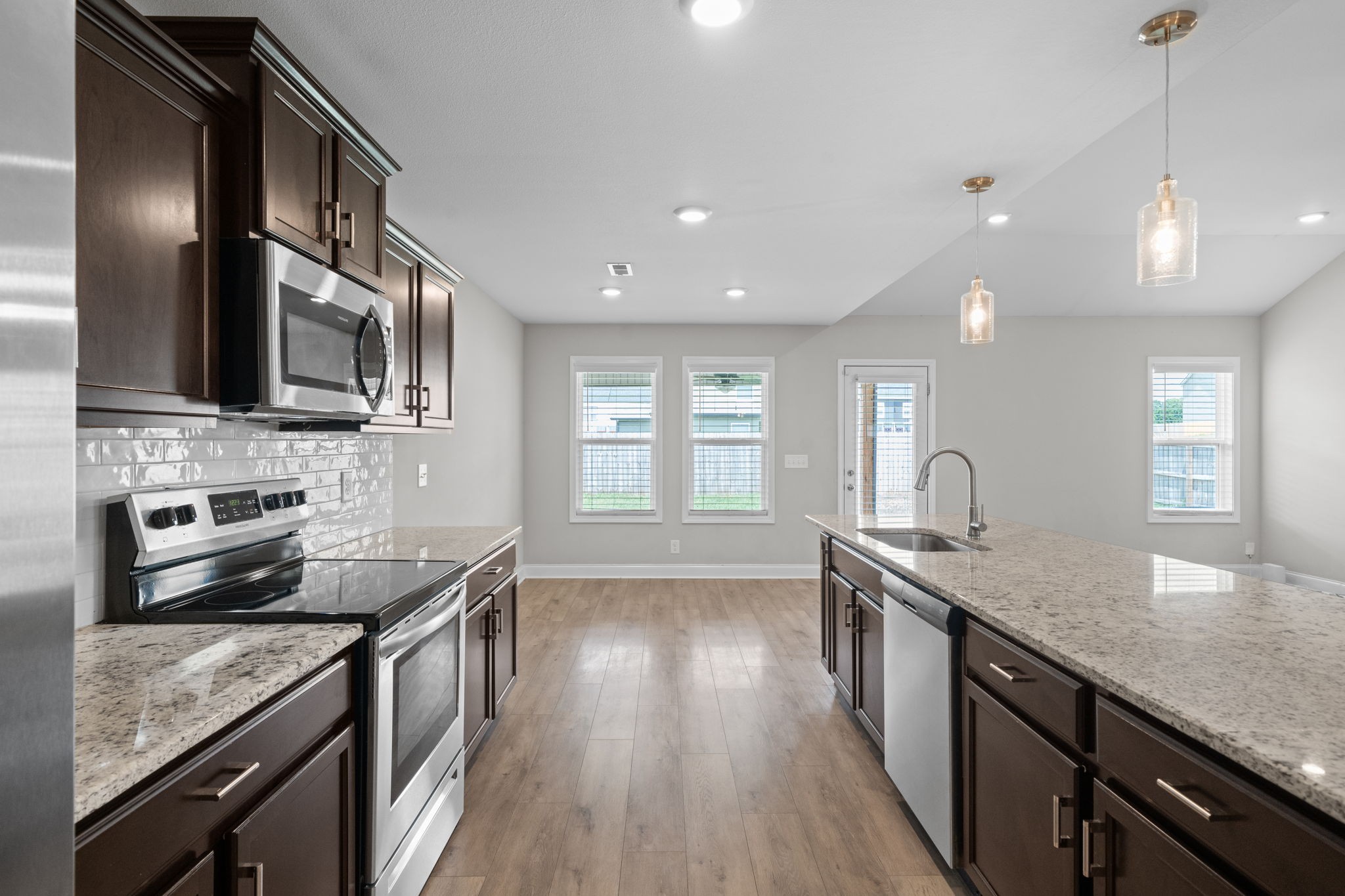 219 Clark Road Clarksville, TN 37042 - Photo 16 of 32 Gallery Image 16