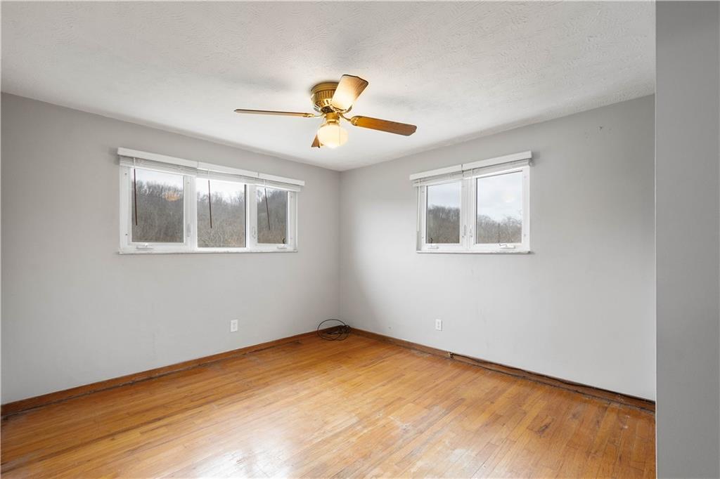 36 Swihart Road Canonsburg, PA 15317 - Photo 28 of 37 a view of an empty room with a window