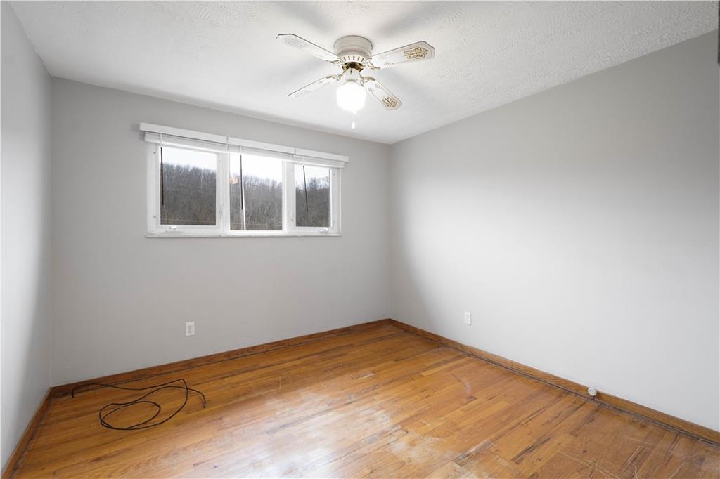36 Swihart Road Canonsburg, PA 15317 - Photo 30 of 37 an empty room with windows and fan